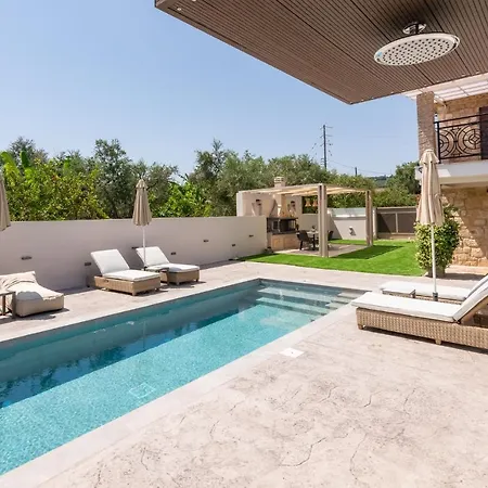 Artemis Luxury Willa Méson Yerakaríon